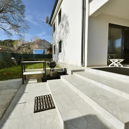 בית נופש Sea Side By Interhome Kraj (Zadar)
