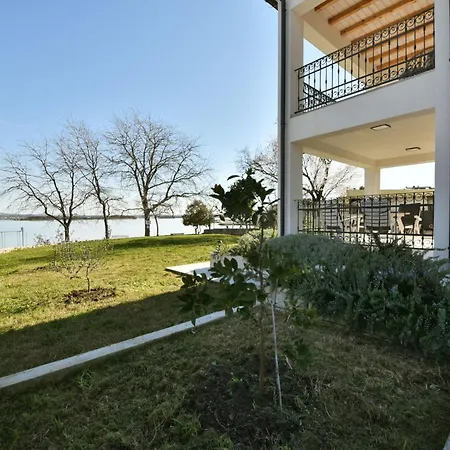 Sea Side By Interhome Дом отдыха