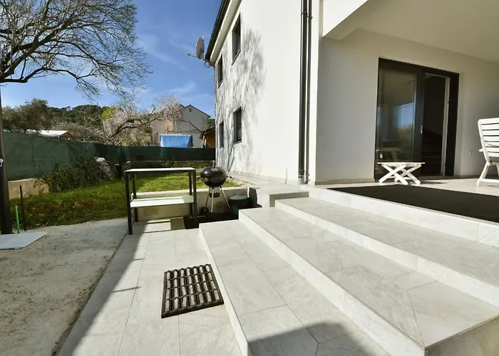 Дом отдыха Sea Side By Interhome Kraj (Zadar)