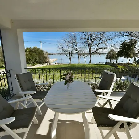 Sea Side By Interhome *