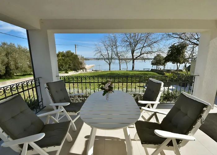 Sea Side By Interhome *